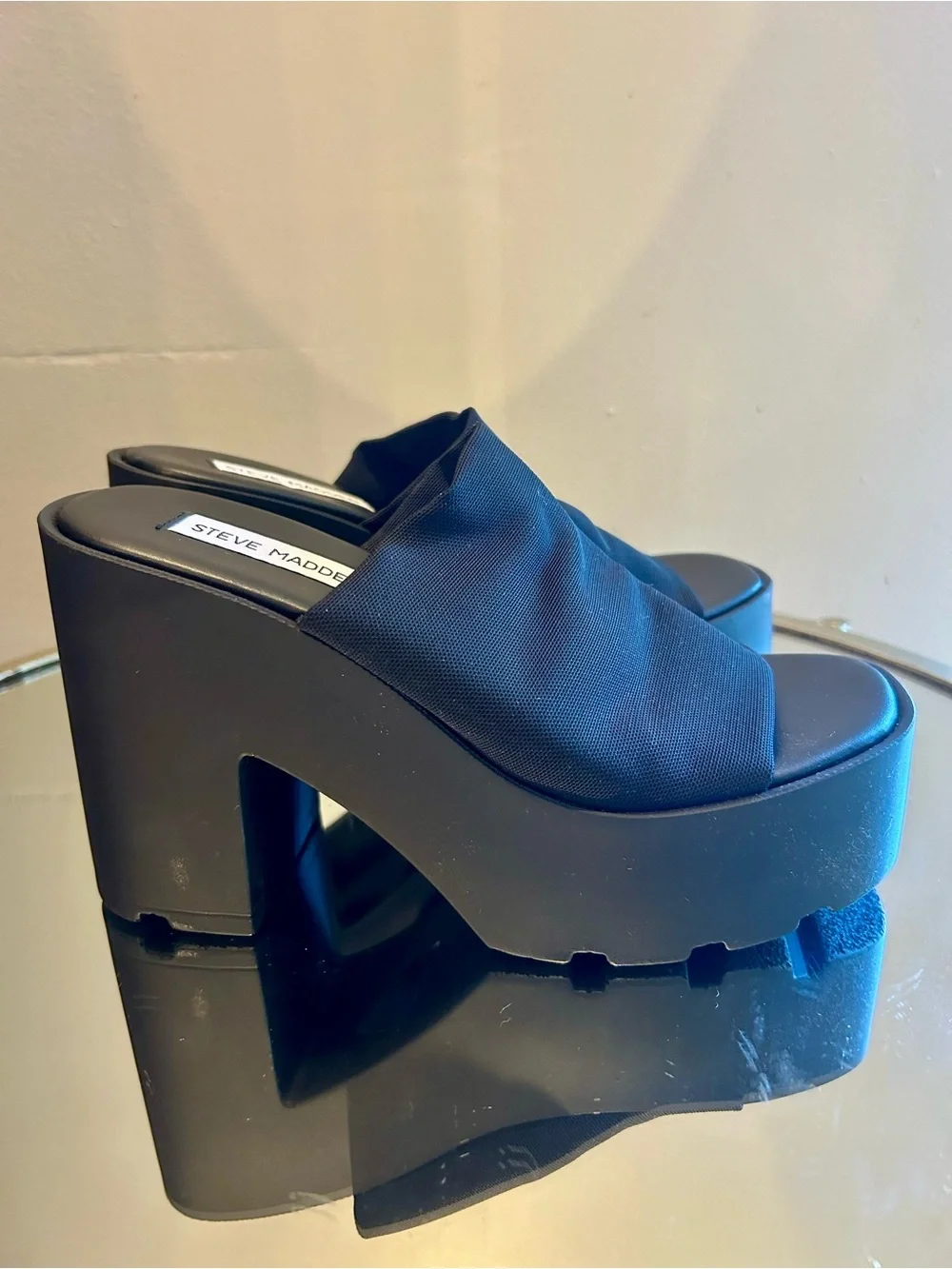 Steve Madden distinctive y2k